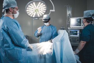Surgeon,Using,Augmented,Reality,Holographic,Hololens,Glasses,,Preparing,For,Liver