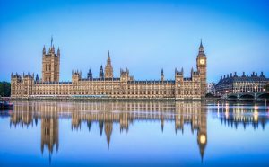 UK gov urged to hurry on self-driving vehicle legislation – or risk losing edge