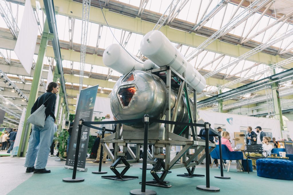 Space architect SAGA’s underwater habitat pilot for training astronauts