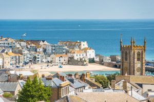 O2 rolls out first small cells in Cornwall tourist hotspots
